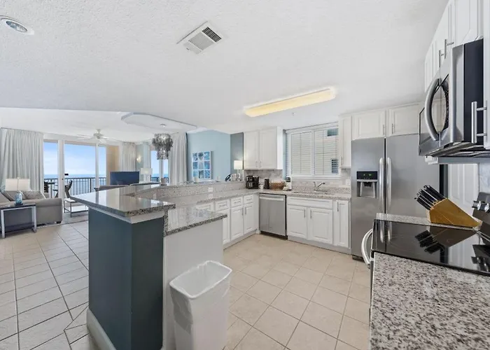 Club 1810a By Youngs Suncoast