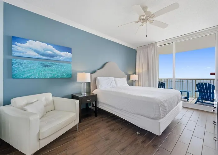 Club 1810a By Youngs Suncoast Apartment