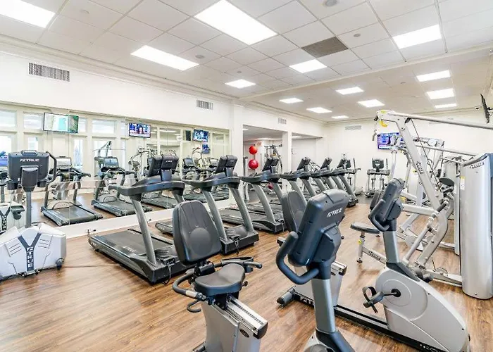 Club 1810a By Youngs Suncoast Apartment *
