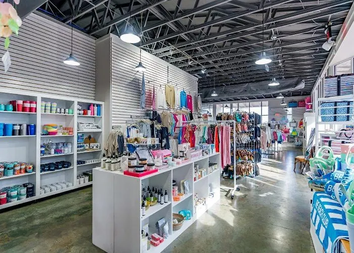 Club 1810a By Youngs Suncoast Apartment